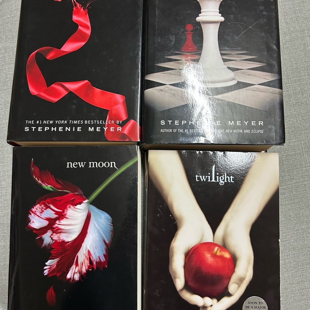 Twilight Saga Hardcover Book Set